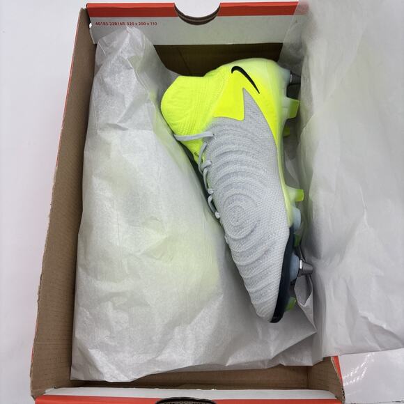 Nike Phantom Luna 2 Elite SG Pro Grey HF4359 003 Mens Size 7 NEW Soccer Cleats main image 2